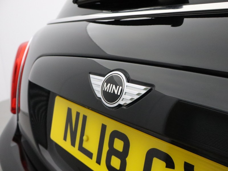 2018 (18) MINI HATCHBACK 2.0 Cooper S 3dr Auto 5965092