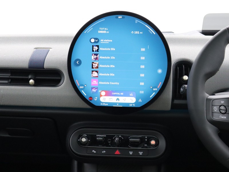 2025 (25) MINI COOPER 2.0 S Exclusive 3dr Auto 5887226