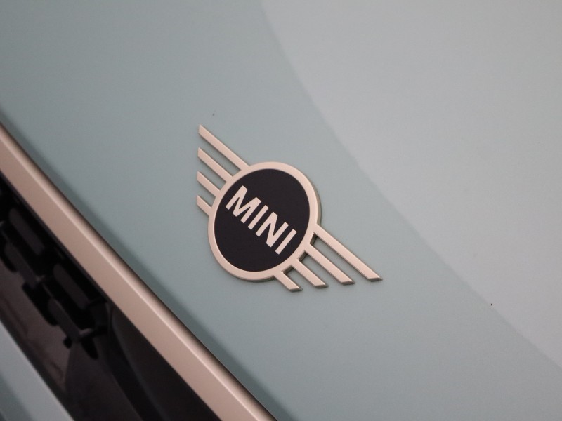 2025 (25) MINI COOPER 2.0 S Exclusive 3dr Auto 5887192