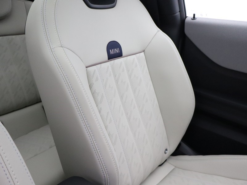 2025 (25) MINI COOPER 2.0 S Exclusive 3dr Auto 5887206