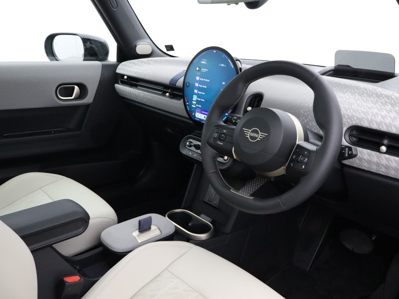 2025 (25) MINI COOPER 2.0 S Exclusive 3dr Auto 5887196