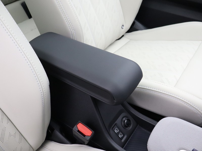 2025 (25) MINI COOPER 2.0 S Exclusive 3dr Auto 5887204