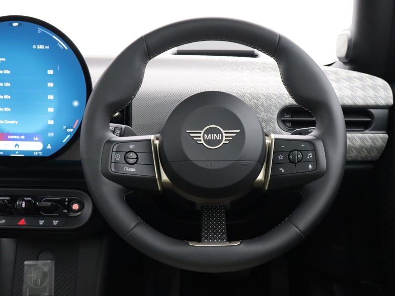 2025 (25) MINI COOPER 2.0 S Exclusive 3dr Auto 5887229