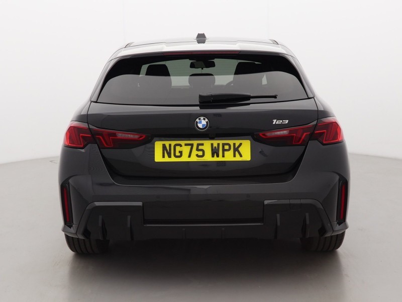 2025 (75) BMW 1 SERIES 123 xDrive M Sport 5dr Step Auto 5886292
