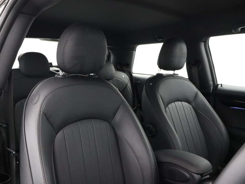 2023 (72) MINI HATCHBACK 1.5 Cooper Exclusive 3dr Auto 5891168