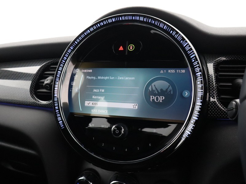 2023 (72) MINI HATCHBACK 1.5 Cooper Exclusive 3dr Auto 5891178