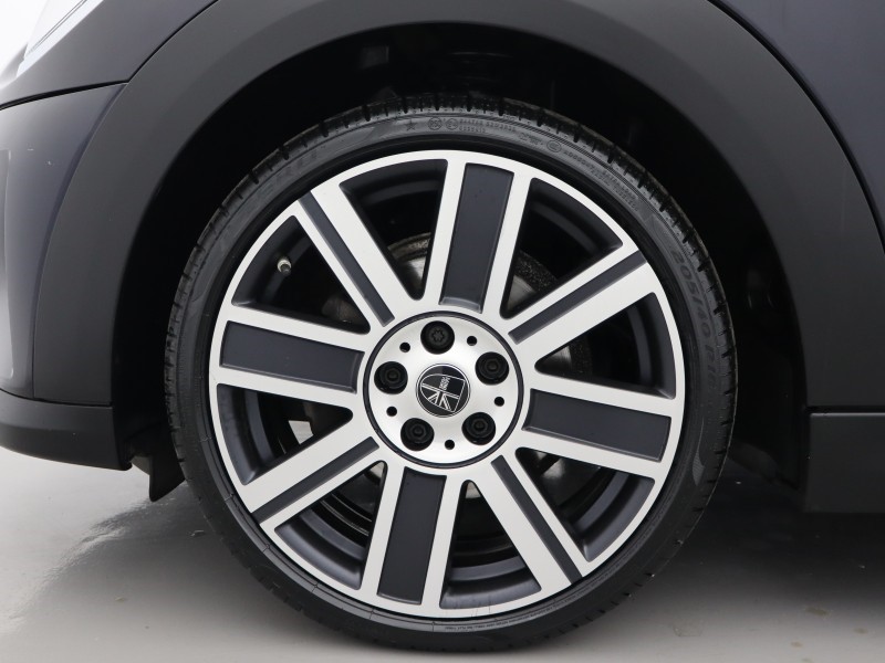 2023 (72) MINI HATCHBACK 1.5 Cooper Exclusive 3dr Auto 5891160