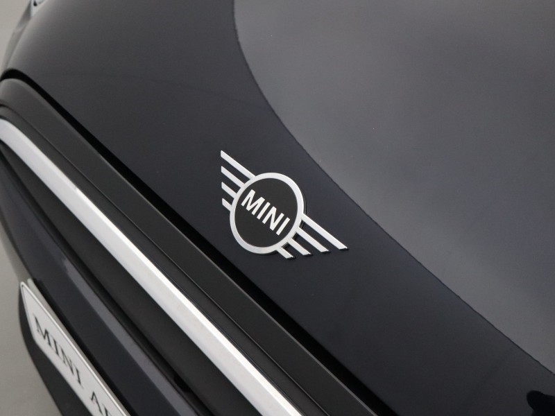 2023 (72) MINI HATCHBACK 1.5 Cooper Exclusive 3dr Auto 5891163
