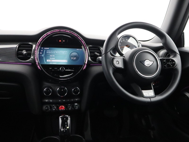 2023 (72) MINI HATCHBACK 1.5 Cooper Exclusive 3dr Auto 5891198