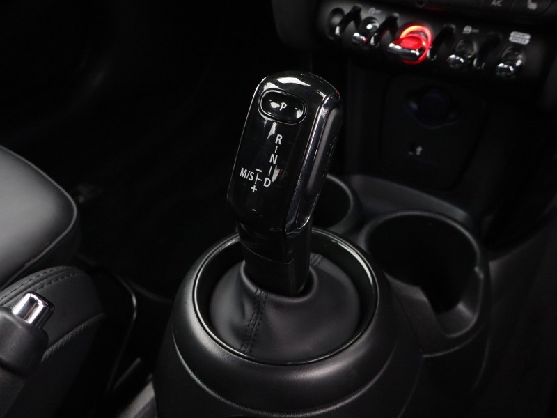 2023 (72) MINI HATCHBACK 1.5 Cooper Exclusive 3dr Auto 5891174