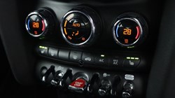 2023 (72) MINI HATCHBACK 1.5 Cooper Exclusive 3dr Auto 5891176