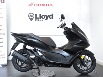 2022 (72) Honda PCX125