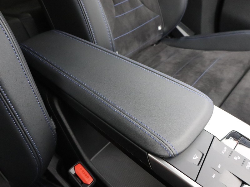 2026 (26) BMW iX2 230kW xDrive30 M Sport 65kWh 5dr Auto 5920226