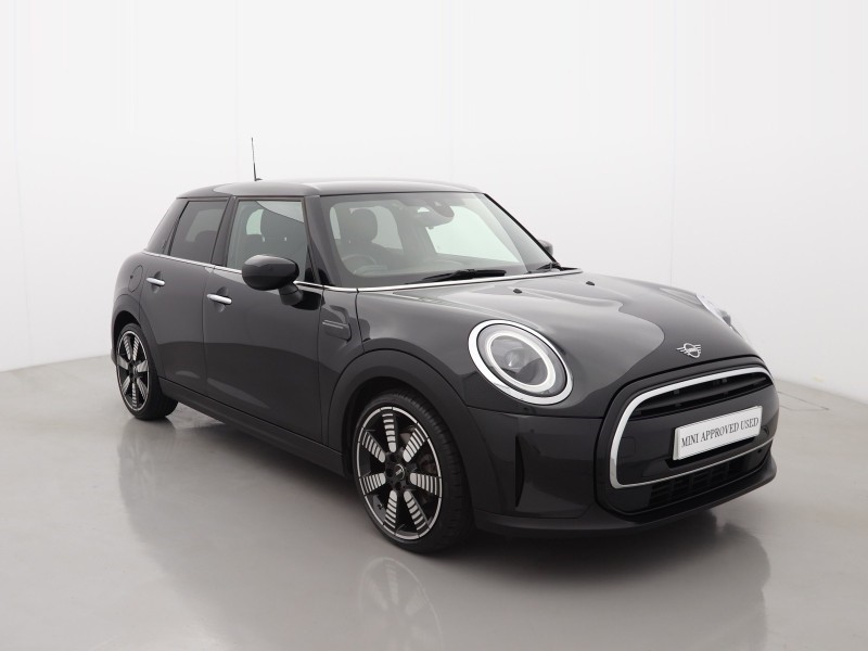 2023 (73) MINI HATCHBACK 1.5 Cooper Exclusive Premium 5dr Auto