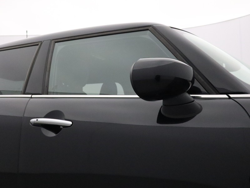 2023 (73) MINI HATCHBACK 1.5 Cooper Exclusive Premium 5dr Auto 5908763