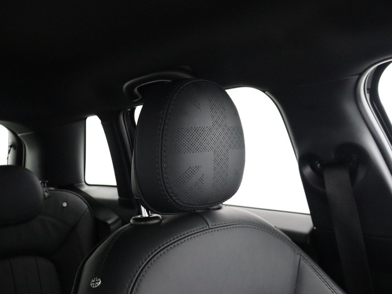 2023 (73) MINI HATCHBACK 1.5 Cooper Exclusive Premium 5dr Auto 5908793