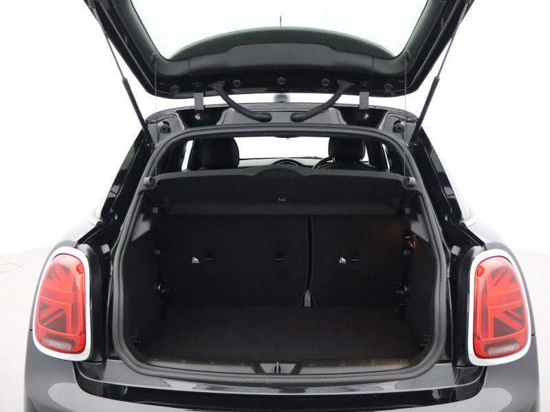2023 (73) MINI HATCHBACK 1.5 Cooper Exclusive Premium 5dr Auto 5908757