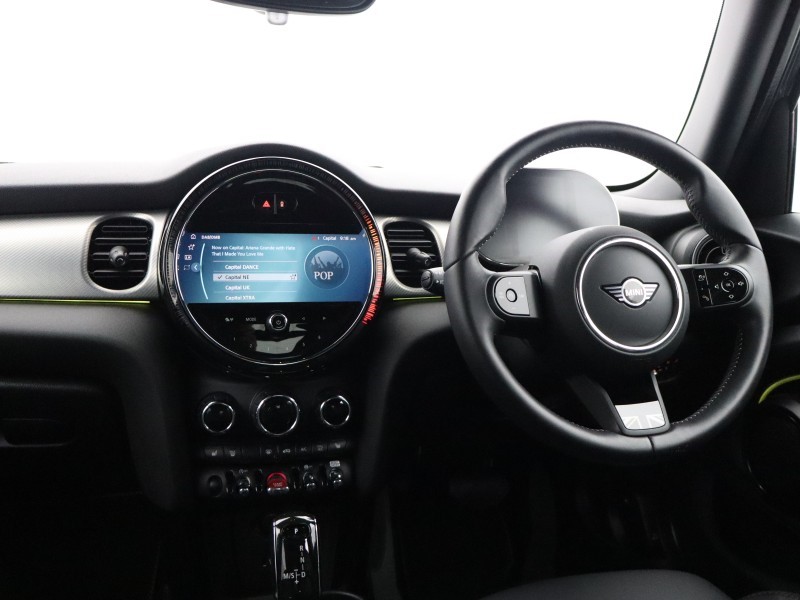 2023 (73) MINI HATCHBACK 1.5 Cooper Exclusive Premium 5dr Auto 5908803