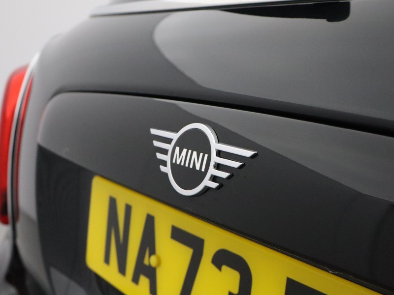 2023 (73) MINI HATCHBACK 1.5 Cooper Exclusive Premium 5dr Auto 5908753