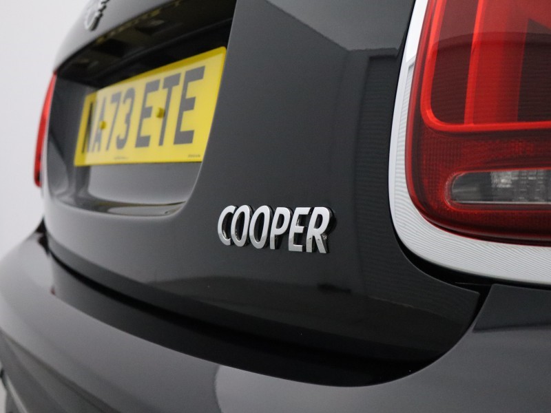 2023 (73) MINI HATCHBACK 1.5 Cooper Exclusive Premium 5dr Auto 5908752