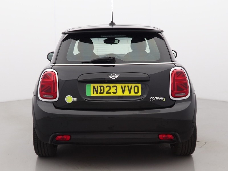 2023 (23) MINI HATCHBACK 135kW Cooper S Level 3 33kWh 3dr Auto 5910015