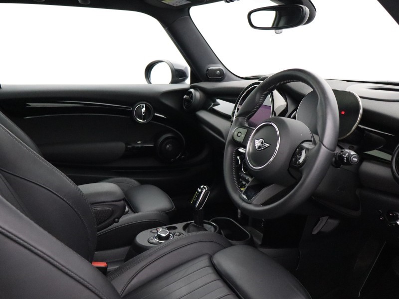 2023 (23) MINI HATCHBACK 135kW Cooper S Level 3 33kWh 3dr Auto 5910031