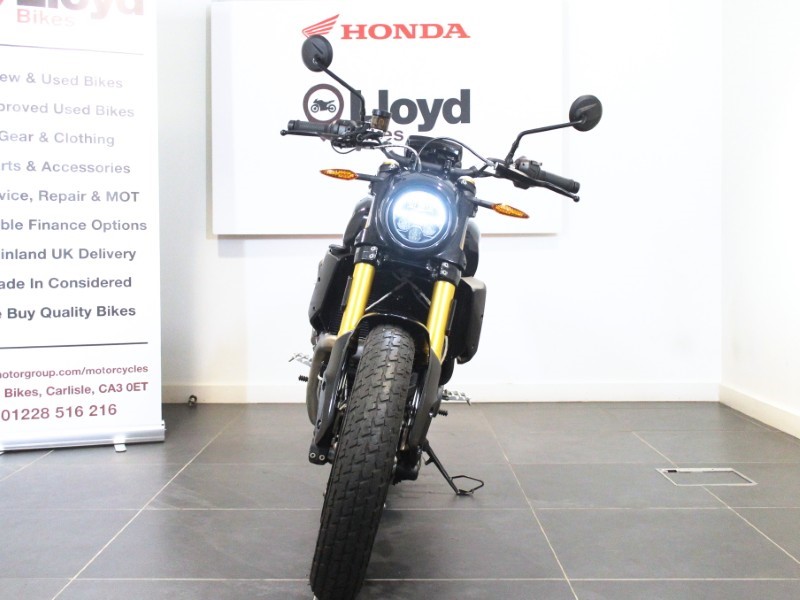 2019 (19) Indian FTR 1200 4740424