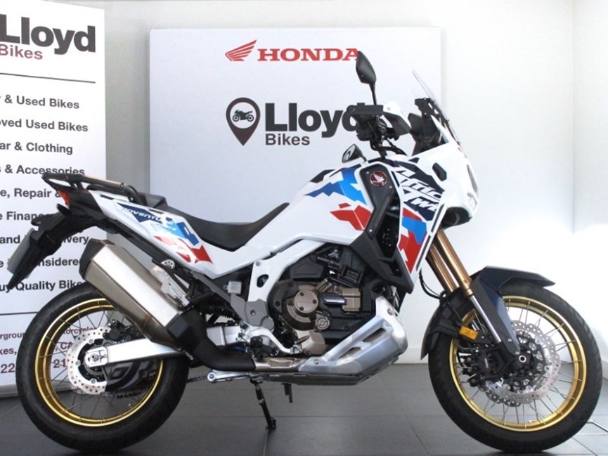 2025 (25) Honda Africa Twin CRF1100