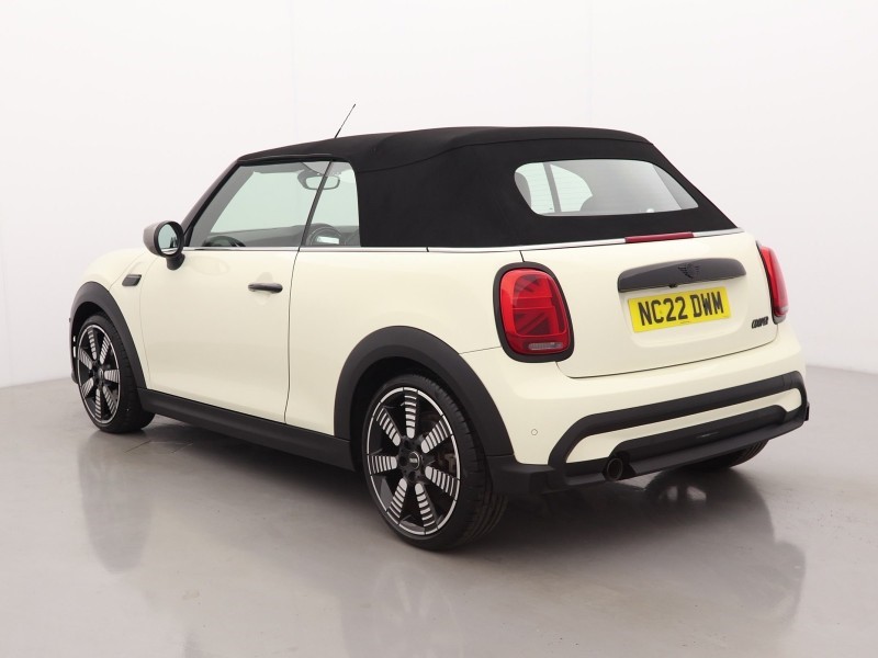 2022 (22) MINI CONVERTIBLE 1.5 Cooper Exclusive 2dr Auto 5918330