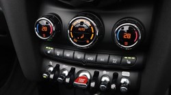 2022 (22) MINI CONVERTIBLE 1.5 Cooper Exclusive 2dr Auto 5918361