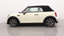 2022 (22) MINI CONVERTIBLE 1.5 Cooper Exclusive 2dr Auto 5918329