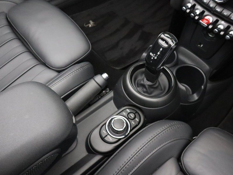 2022 (22) MINI CONVERTIBLE 1.5 Cooper Exclusive 2dr Auto 5918347