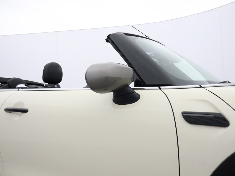 2022 (22) MINI CONVERTIBLE 1.5 Cooper Exclusive 2dr Auto 5918340