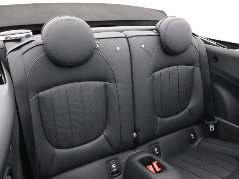 2022 (22) MINI CONVERTIBLE 1.5 Cooper Exclusive 2dr Auto 5918369