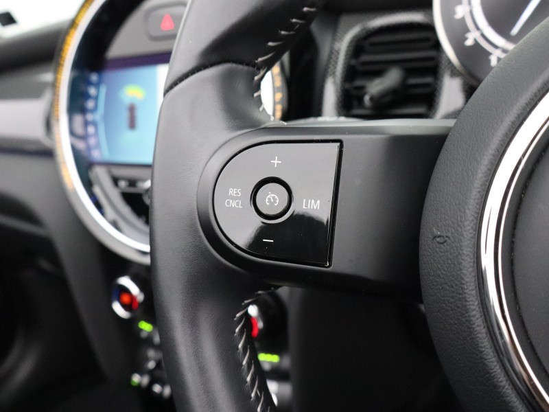 2022 (22) MINI CONVERTIBLE 1.5 Cooper Exclusive 2dr Auto 5918364