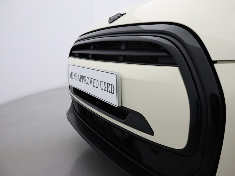 2022 (22) MINI CONVERTIBLE 1.5 Cooper Exclusive 2dr Auto 5918338