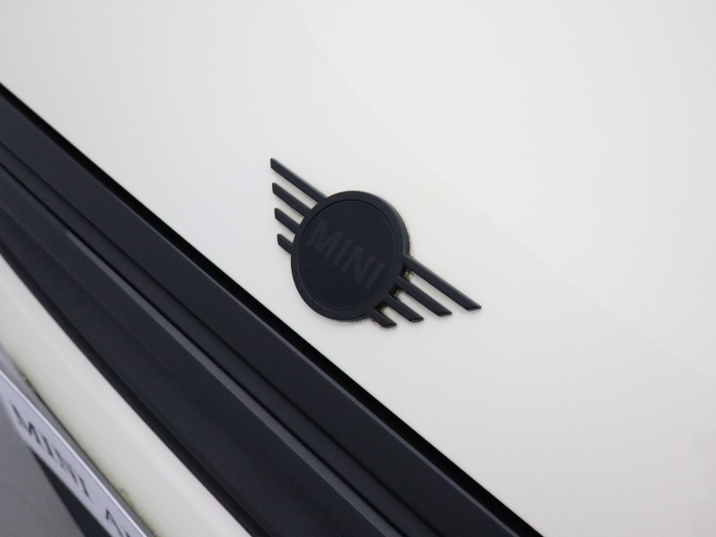 2022 (22) MINI CONVERTIBLE 1.5 Cooper Exclusive 2dr Auto 5918339