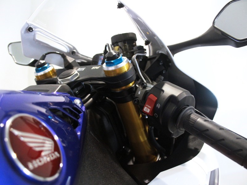 2022 (22) Honda CBR1000RR-R Fireblade SP 30th Anniversary Edition 4918145