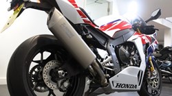 2022 (22) Honda CBR1000RR-R Fireblade SP 30th Anniversary Edition 4918147
