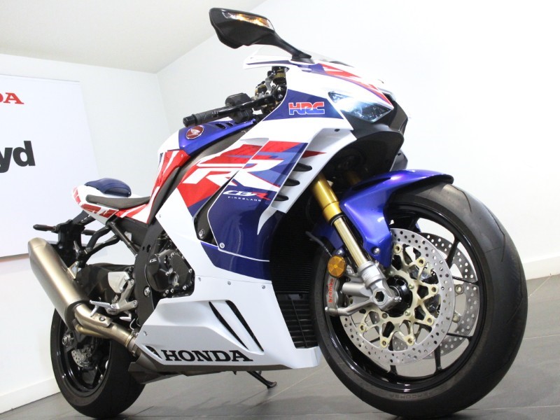 2022 (22) Honda CBR1000RR-R Fireblade SP 30th Anniversary Edition 4918159