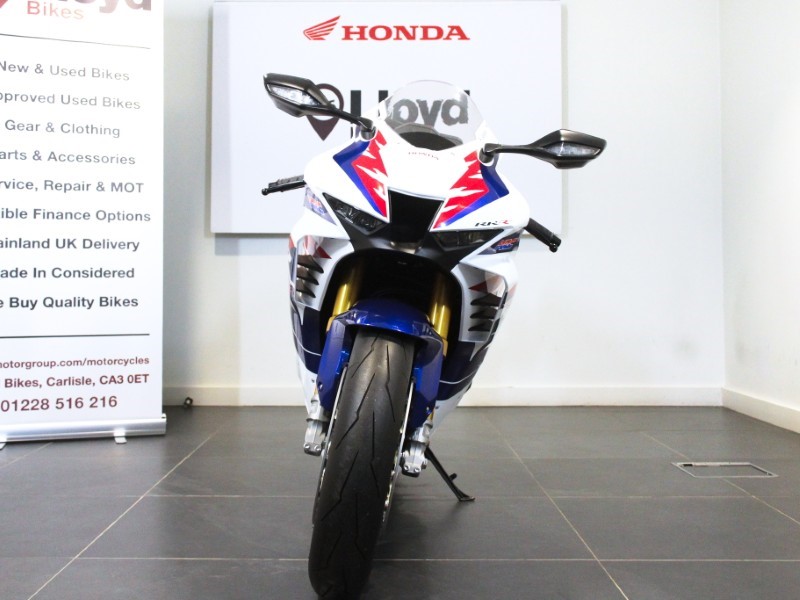 2022 (22) Honda CBR1000RR-R Fireblade SP 30th Anniversary Edition 4918132