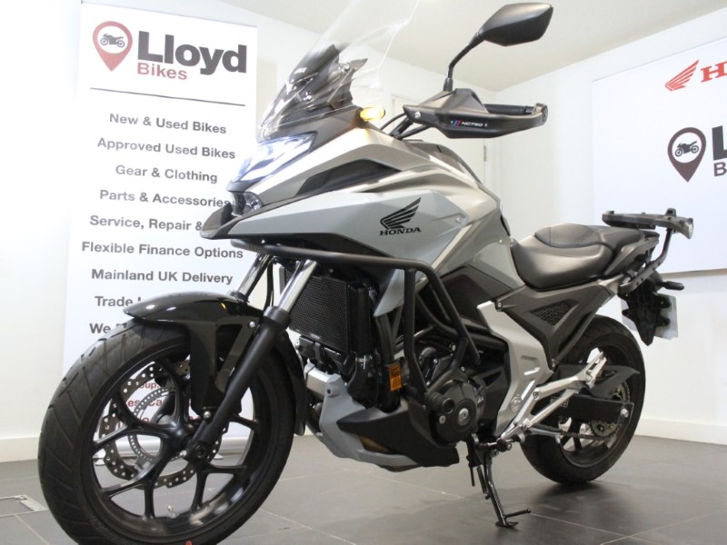 2024 (74) Honda NC750X 4957983