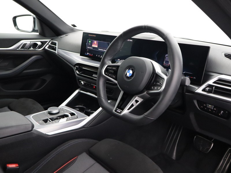 2025 (25) BMW 4 SERIES 420i M Sport 5dr Step Auto 5899312