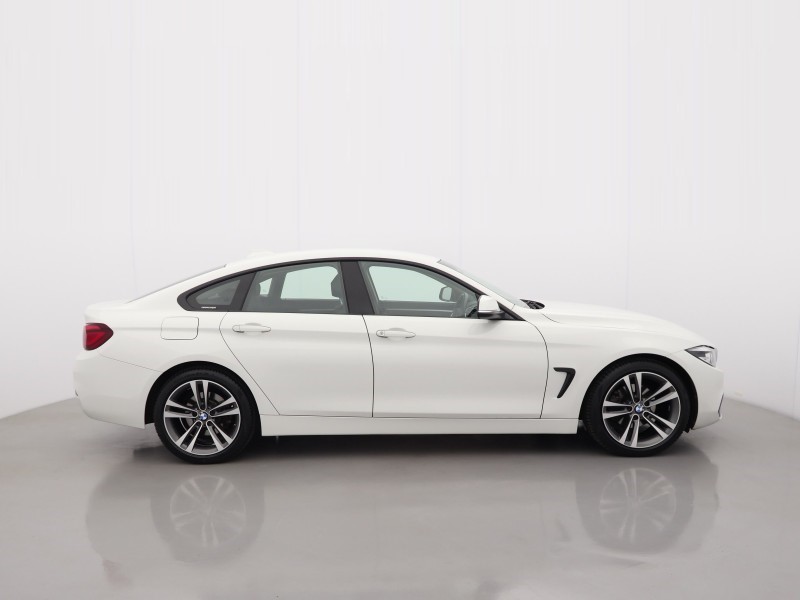 2020 (70) BMW 4 SERIES 420i Sport 5dr Auto [Business Media] 5897752