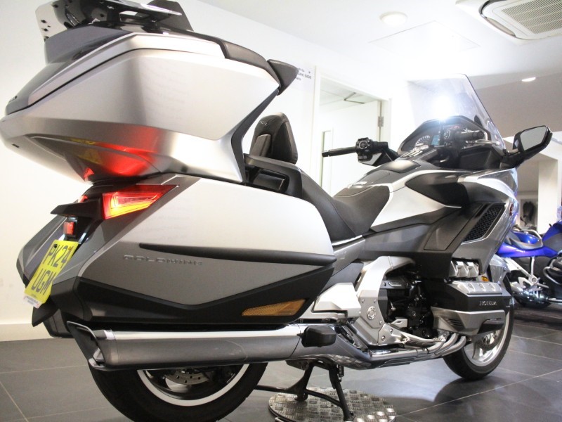 2024 (24) Honda GL1800 Gold Wing Tour DCT with Airbag 5034218
