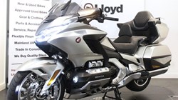 2024 (24) Honda GL1800 Gold Wing Tour DCT with Airbag 5034199