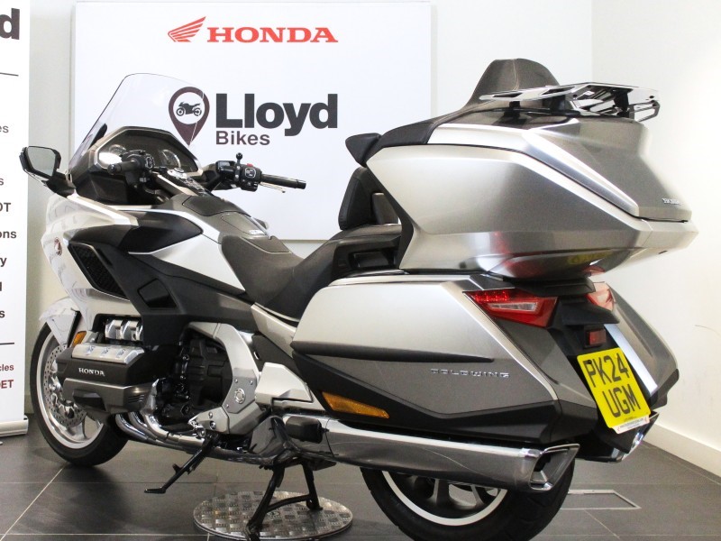 2024 (24) Honda GL1800 Gold Wing Tour DCT with Airbag 5034201