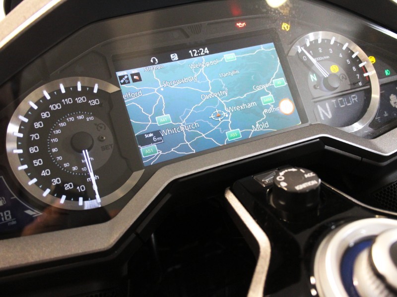 2024 (24) Honda GL1800 Gold Wing Tour DCT with Airbag 5034210