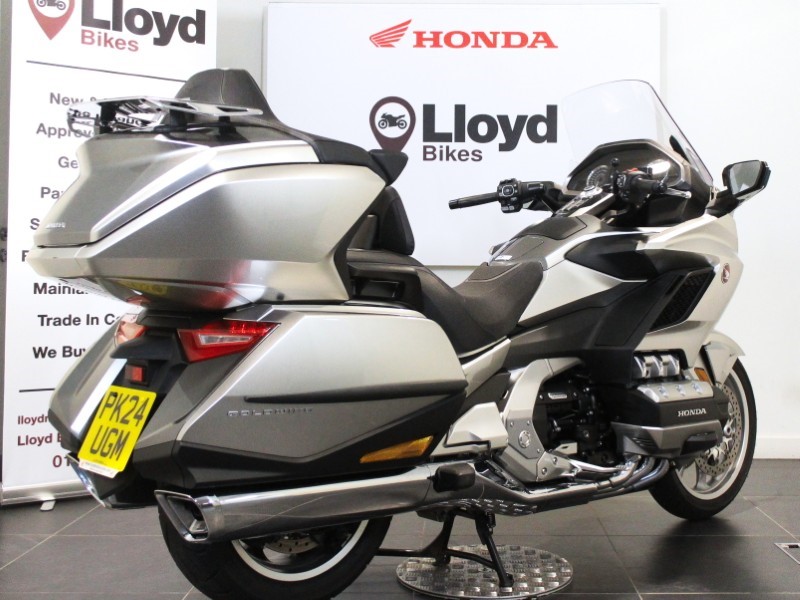 2024 (24) Honda GL1800 Gold Wing Tour DCT with Airbag 5034203