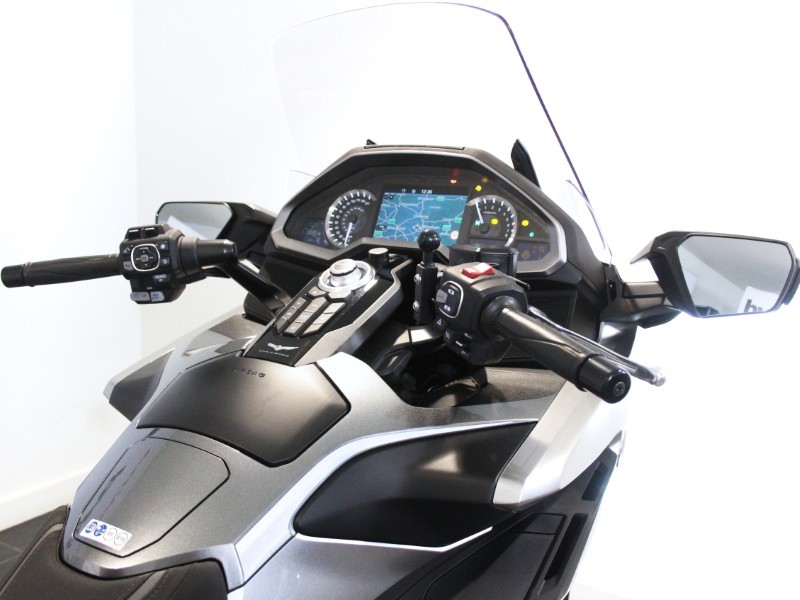 2024 (24) Honda GL1800 Gold Wing Tour DCT with Airbag 5034212